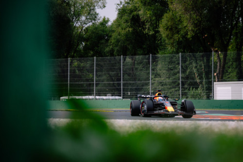 Pirelli Test Monza 2026: Sainz brilla nella prima giornata, Verstappen e Tsunoda in pista con le mule car